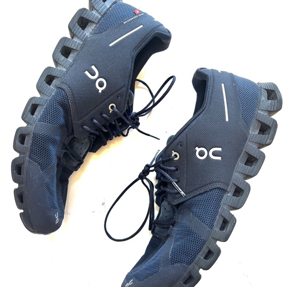 On Running Other - Men’s Navy Blue OnCloud shoes size 12.5